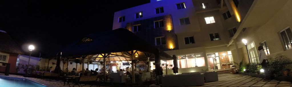 Tulip Inn Джуба Екстер'єр фото